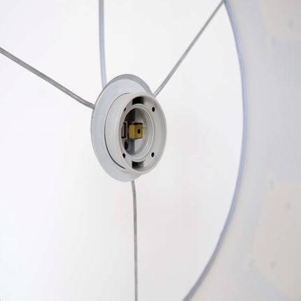 Bílá noční lampa s motivem velryby