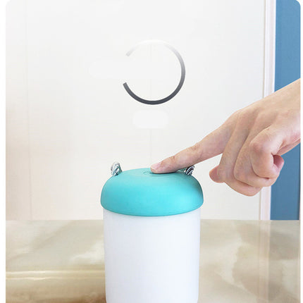 Přenosná stmívatelná lampa ve stylu lucerny