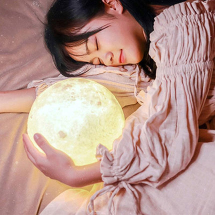 Vícebarevná 3D LED lampa měsíc