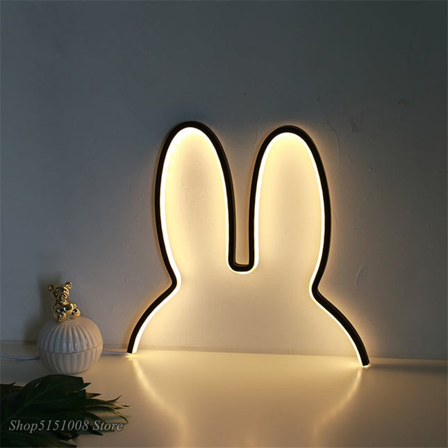 Nástěnná LED lampa zaječí uši