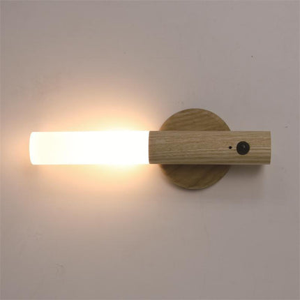 Přenosná magnetická nástěnná lampa ze dřeva