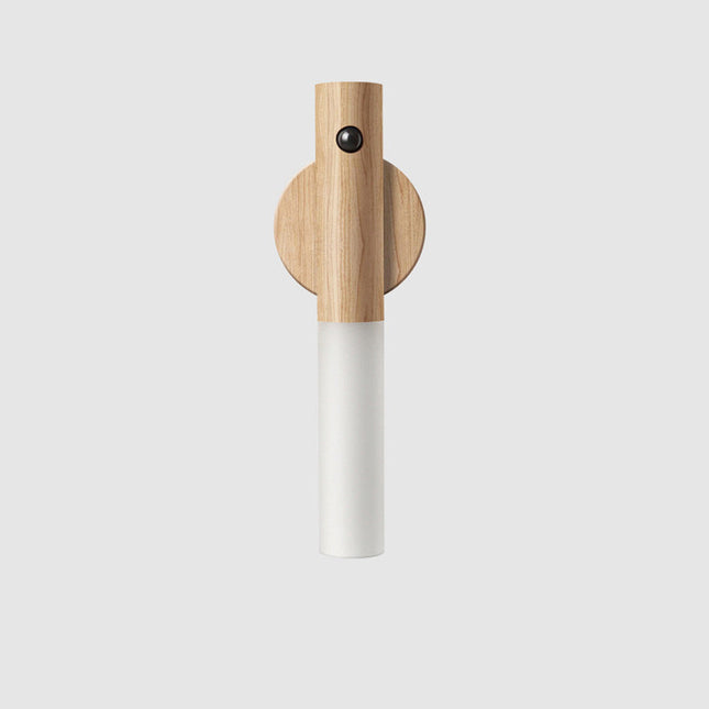 Přenosná magnetická nástěnná lampa ze dřeva