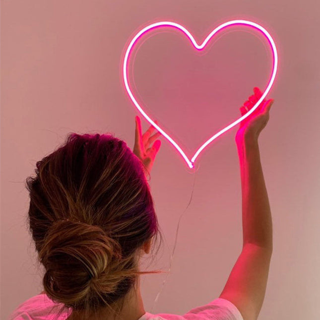 Neonová LED lampa na zeď srdce