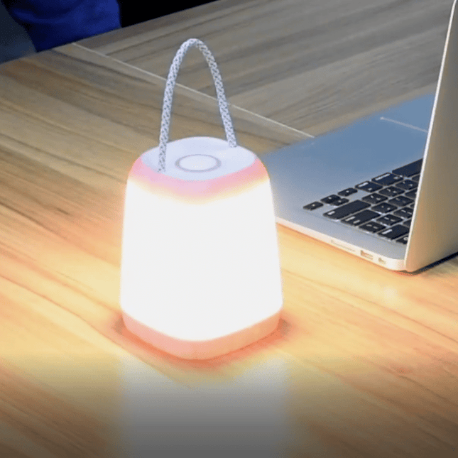 Přenosná dobíjecí USB lampa lucerna