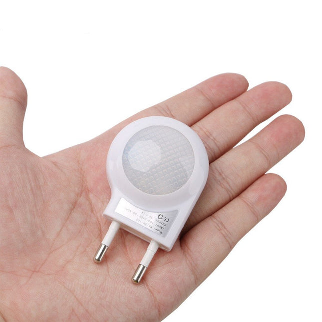 Mini LED světlo do zásuvky se senzorem