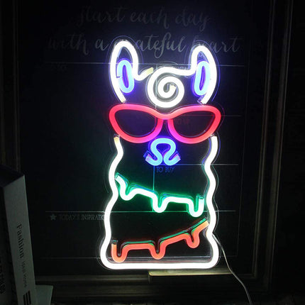 Barevná neonová LED dekorace alpaka