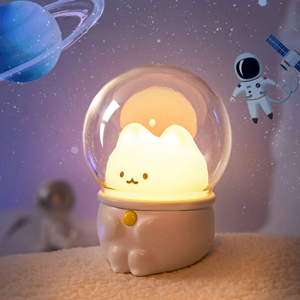 Malá noční lampička zajíček astronaut