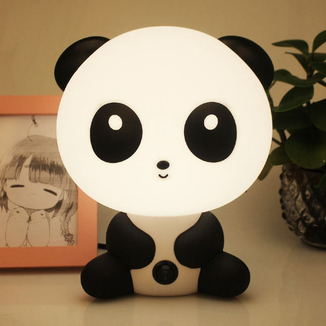 Malá noční lampička panda pro děti