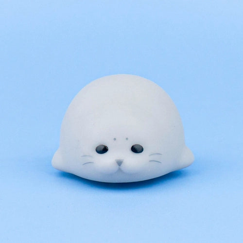 Malá silikonová lampička ve tvaru tuleně