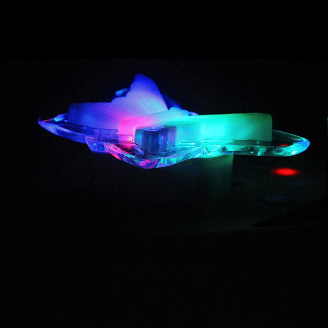 LED noční světlo do zásuvky motýl