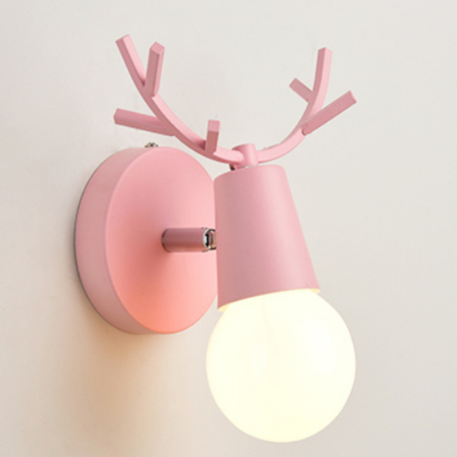 Dětská nástěnná lampa ve tvaru jelena