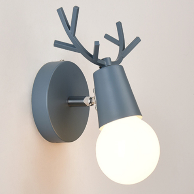 Dětská nástěnná lampa ve tvaru jelena