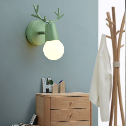 Dětská nástěnná lampa ve tvaru jelena