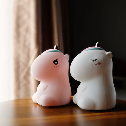 Barevná silikonová lampička jednorožec USB dobíjecí