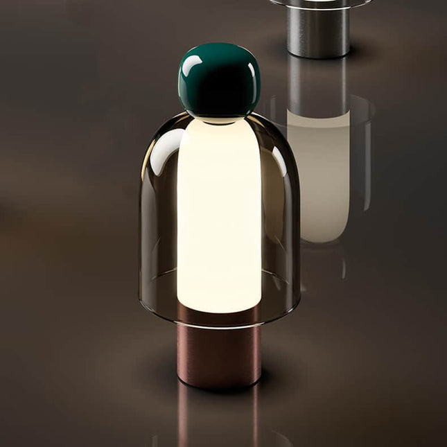 Nabíjecí stolní lampa severský design
