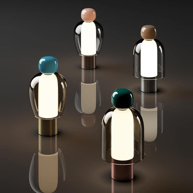 Nabíjecí stolní lampa severský design