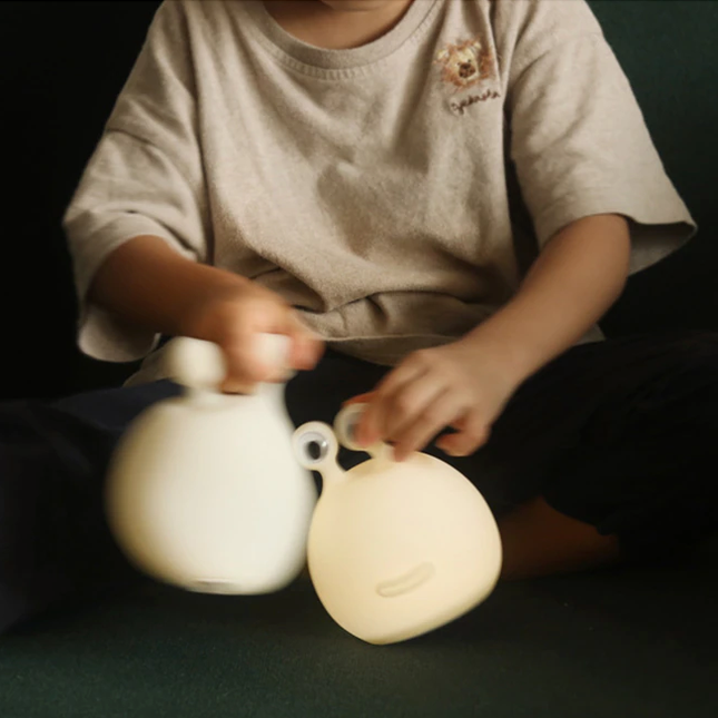 Nabíjecí dotyková lampička šnek na kojení