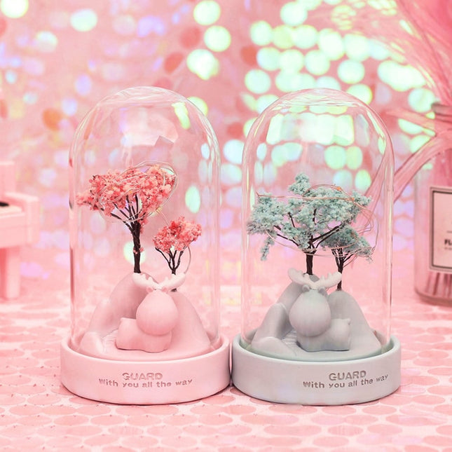 Dekorativní LED světlo jelen ve skle