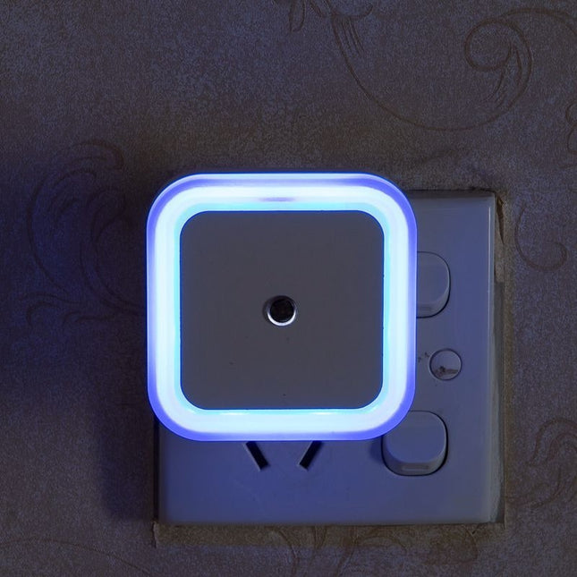 LED noční světlo do zásuvky se senzorem