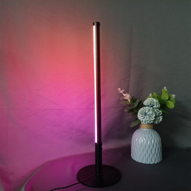 Štíhlá barevná LED lampa s ovladačem