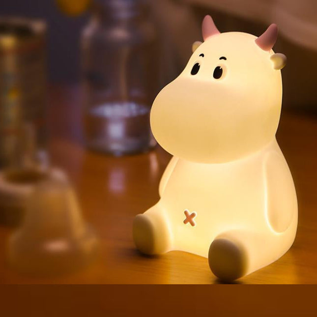 Stmívatelná silikonová lampička kráva pro děti